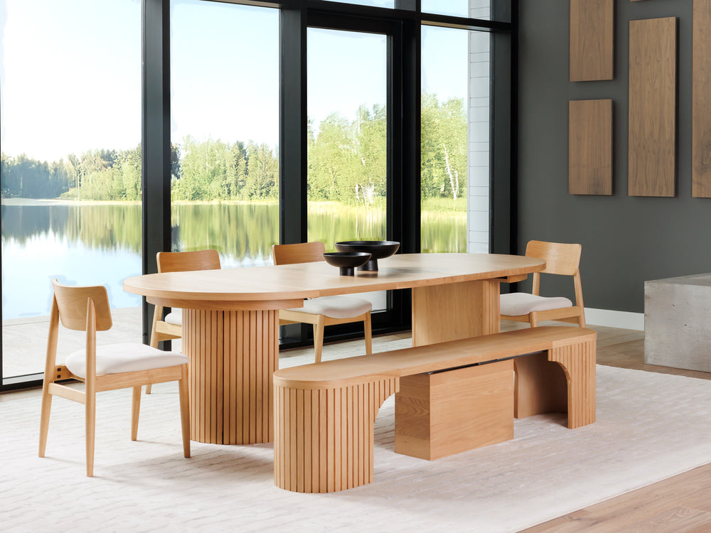 transformer-round-table-scandinavian-oak-the-host-3-panels-lifestyle